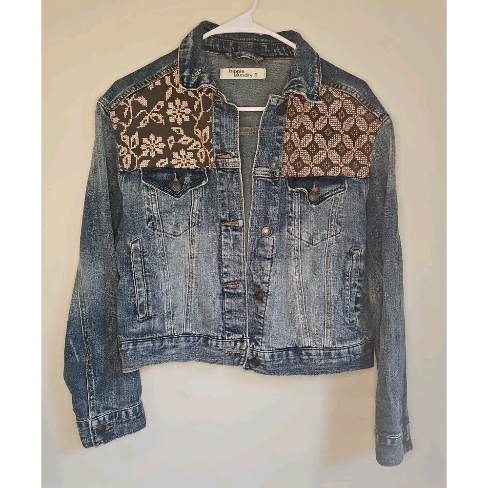 Hippie Laundry Jean Jacket With Floral Embroidery Size Medium